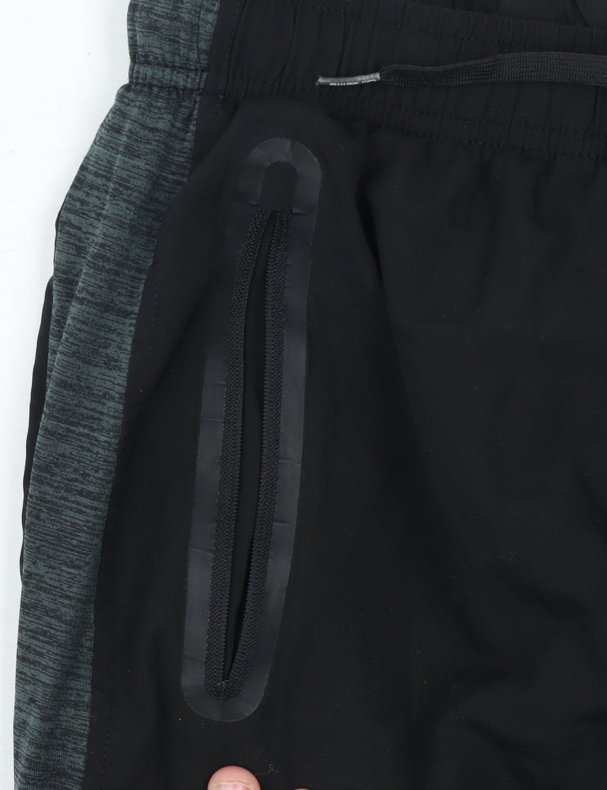 O’Neills Men’s Black XL Jogger Trousers with Zip Pockets