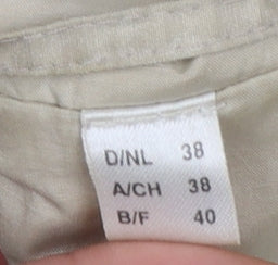 Daywear Womens Beige Long Rain Coat Size 12 Lightweight Zip Jacket
