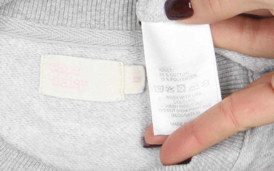 Sugar & Daisy Womens Grey Llama Embroidered Pullover Sweatshirt M
