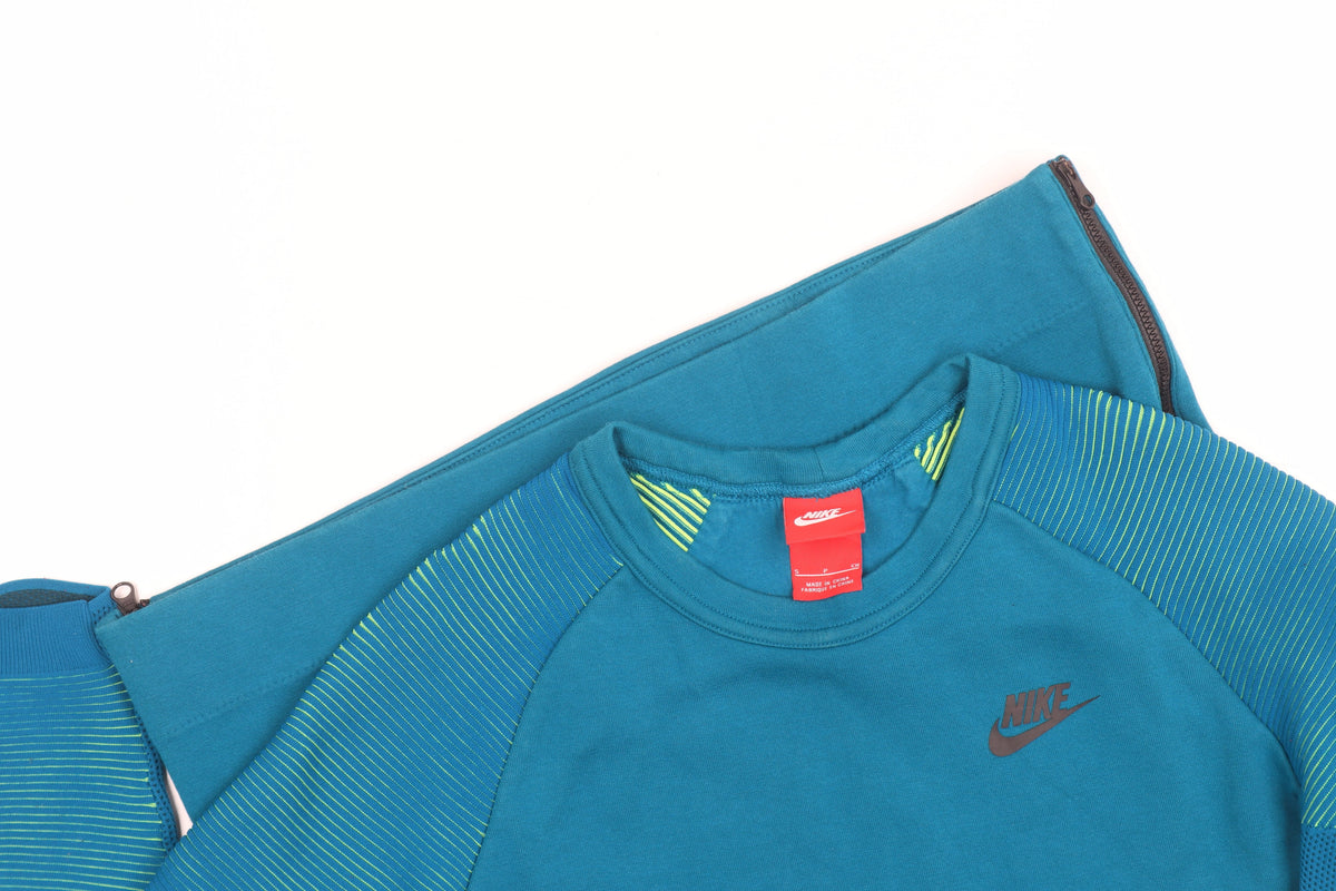 Nike Men's Blue Long Sleeve Pullover Sweatshirt Size L Sports Style