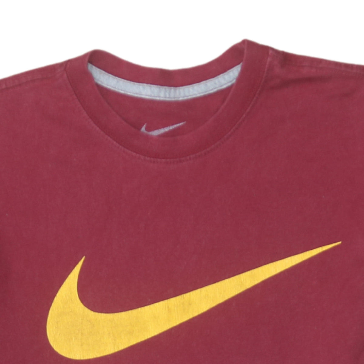 Nike Men's Red Small Regular Fit Graphic Cotton T-Shirt
