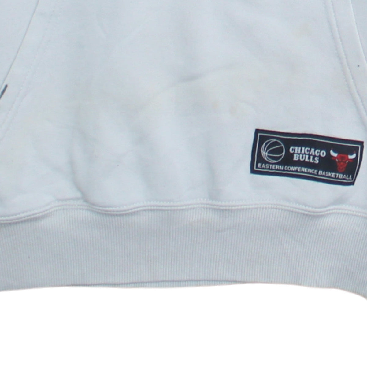 NBA Men’s White Chicago Bulls Pullover Hoodie Small Graphic Fleece