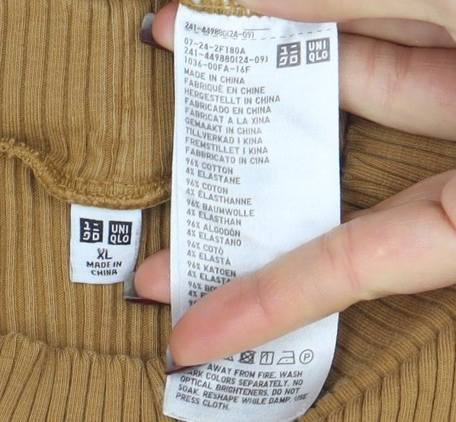 Uniqlo Women’s Brown Ribbed Mock Neck Long Sleeve Top XL