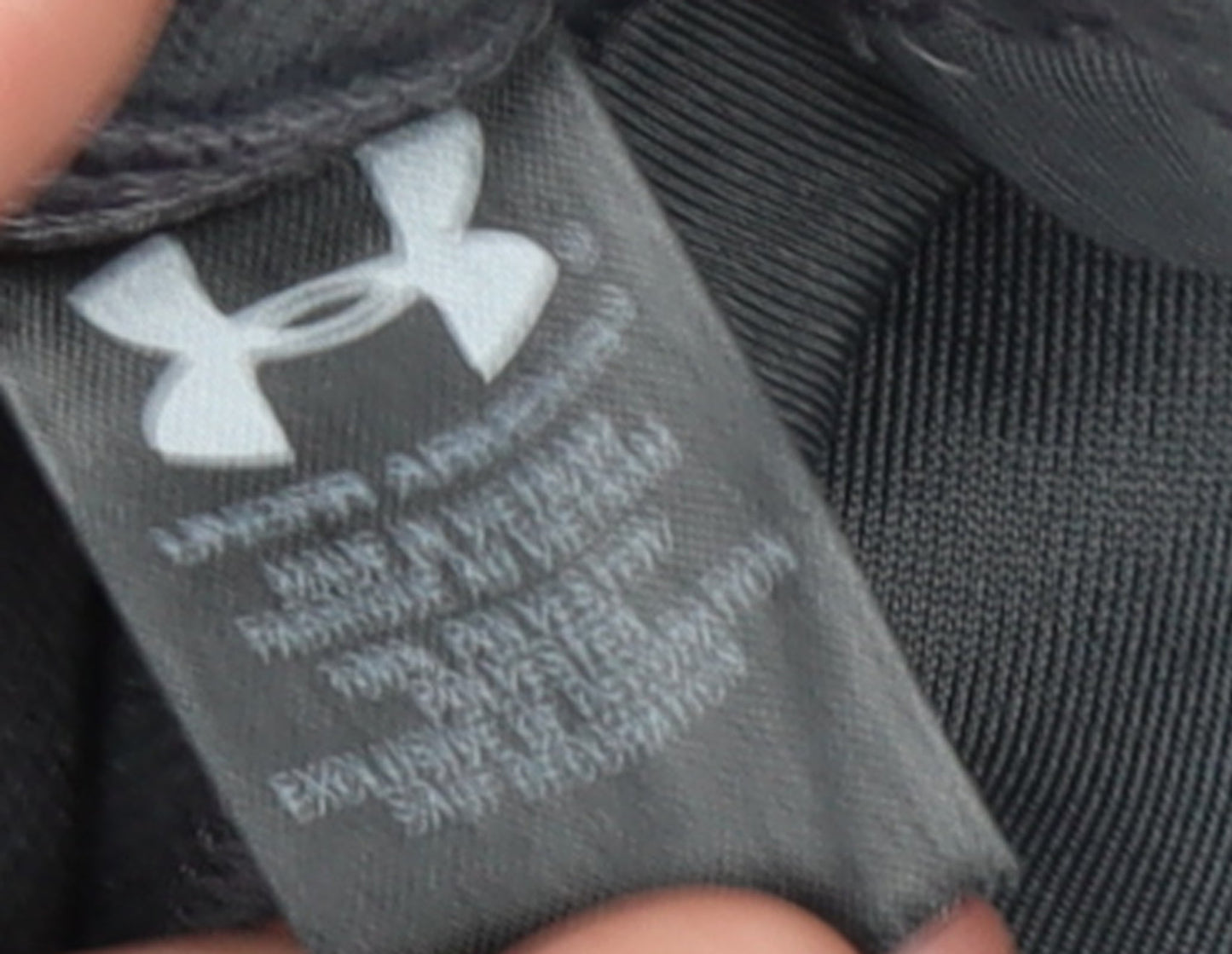 Under Armour Men’s Grey XL 1/4 Zip Loose Fit Pullover Sweatshirt