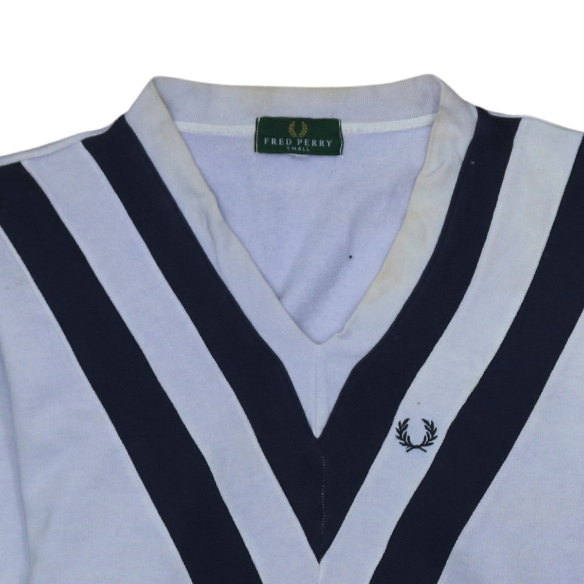 Fred Perry Men's White V-Neck Retro Sweatshirt Small