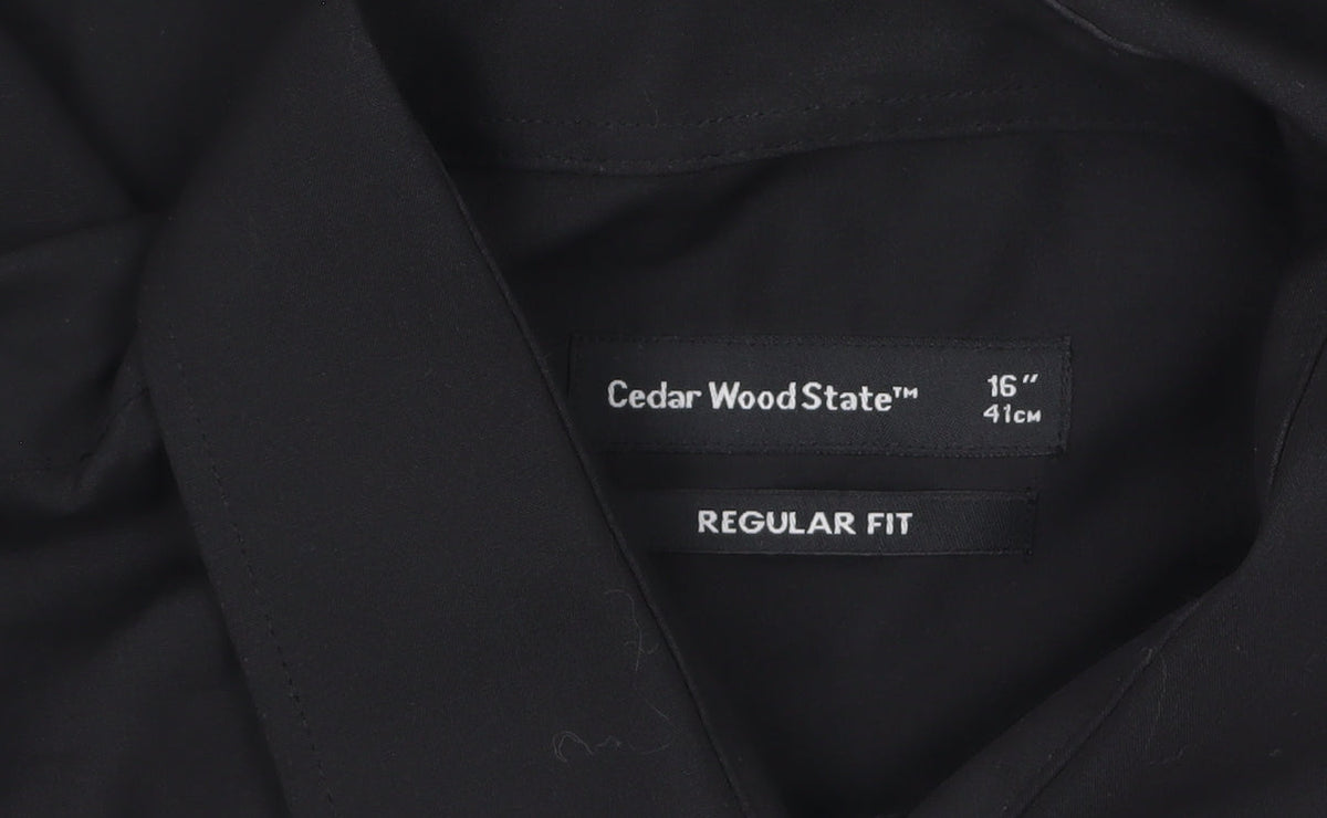 Cedarwood State Men’s Black 16in Regular Fit Short Sleeve Shirt