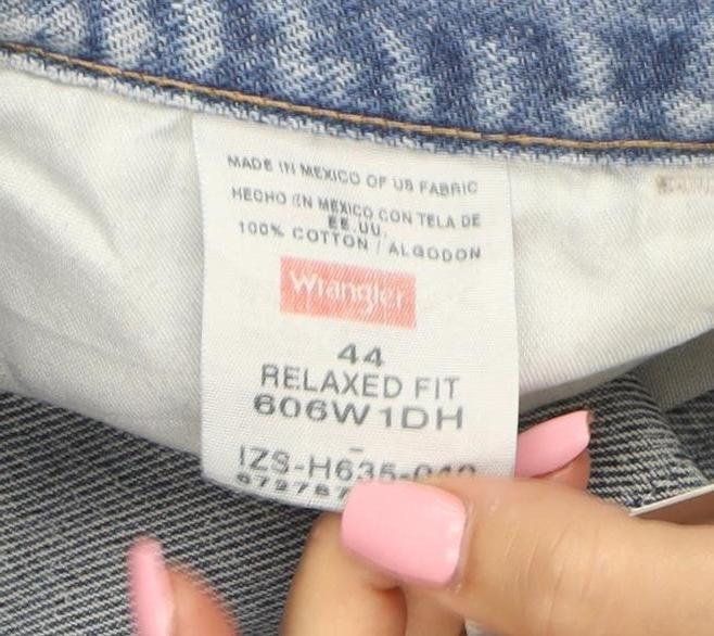 Wrangler Men's Blue Denim Relaxed Fit Shorts Size 44