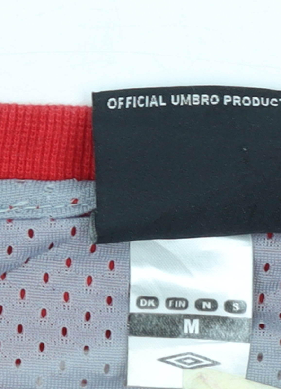 Umbro Men's Red Crew Neck Pullover Football Sweatshirt M