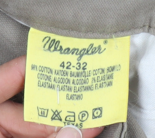 Wrangler Men's Beige Chino Trousers Size 42 Straight Fit