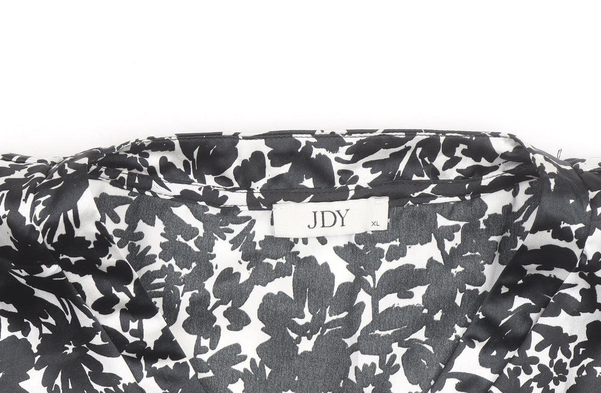JDY Women's Black Floral V-Neck Short Sleeve Satin Blouse XL