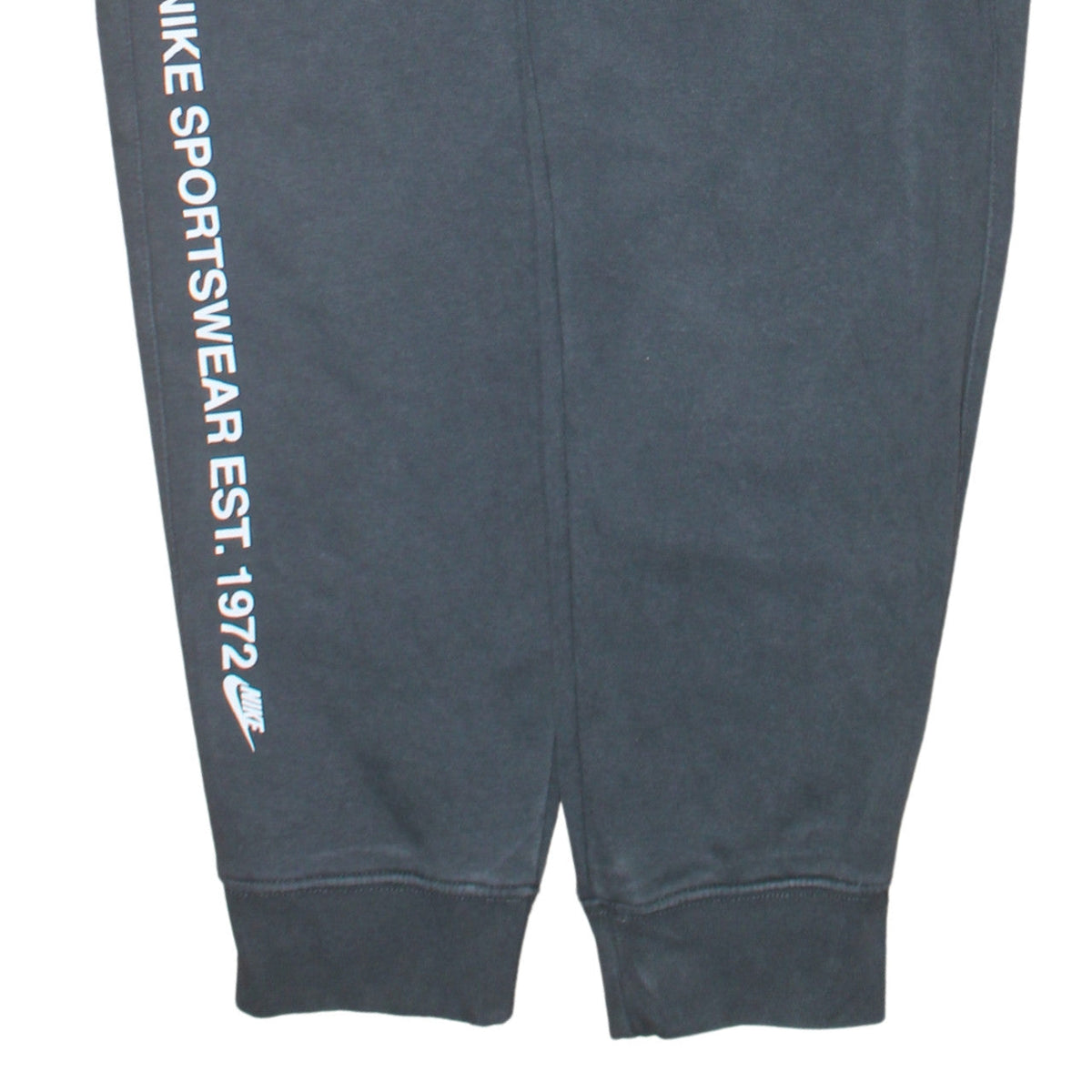 Nike Women's Black Jogger Cargo Sweatpants M Elastic Waist Fleece