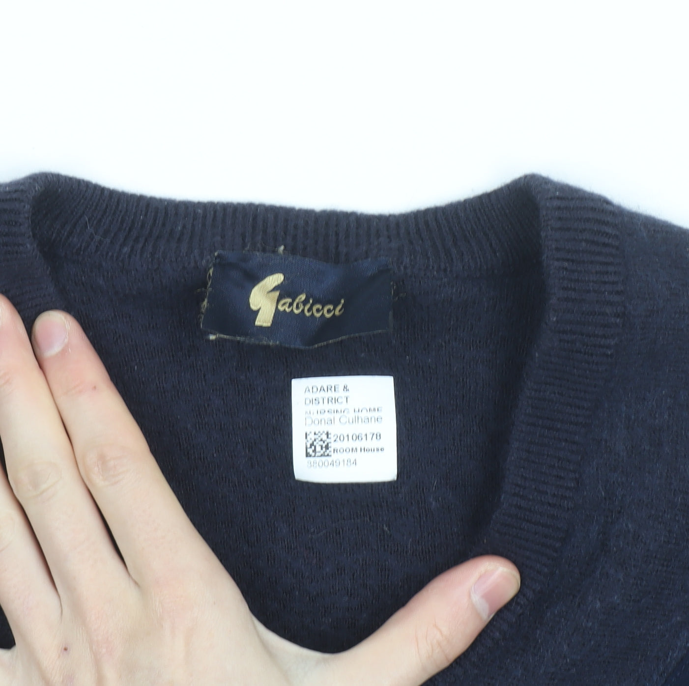 Gabicci Men's Blue Argyle Wool Blend V-Neck Jumper Size M