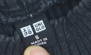Uniqlo Women's Black Ribbed Mock Neck Long Sleeve Top Size S