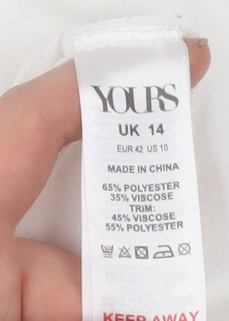 Yours Women’s White Size 14 Short Sleeve Basic T-Shirt