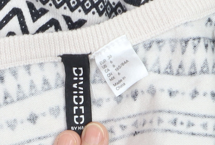 H&M Divided Women's Black & White Aztec Knit Cardigan Size 10