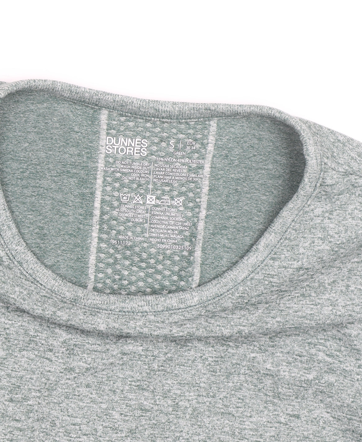 Dunnes Women’s Green Slim Fit Gym T-Shirt Size 8