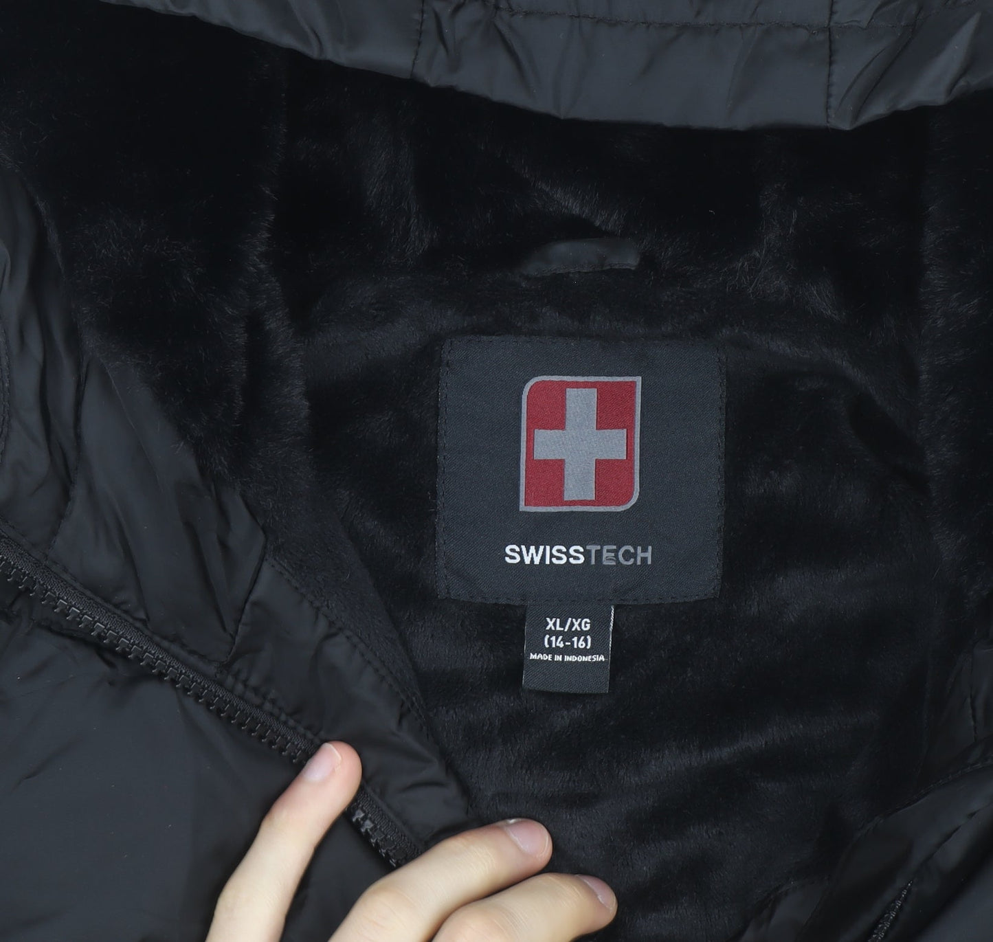 SwissTech Women's Black XL Hooded Puffer Jacket Winter Coat