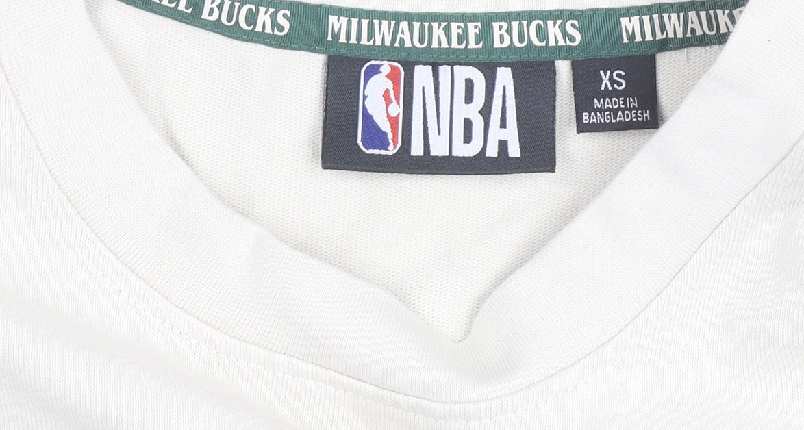 NBA Milwaukee Bucks Men's Beige XS Graphic Print T-Shirt