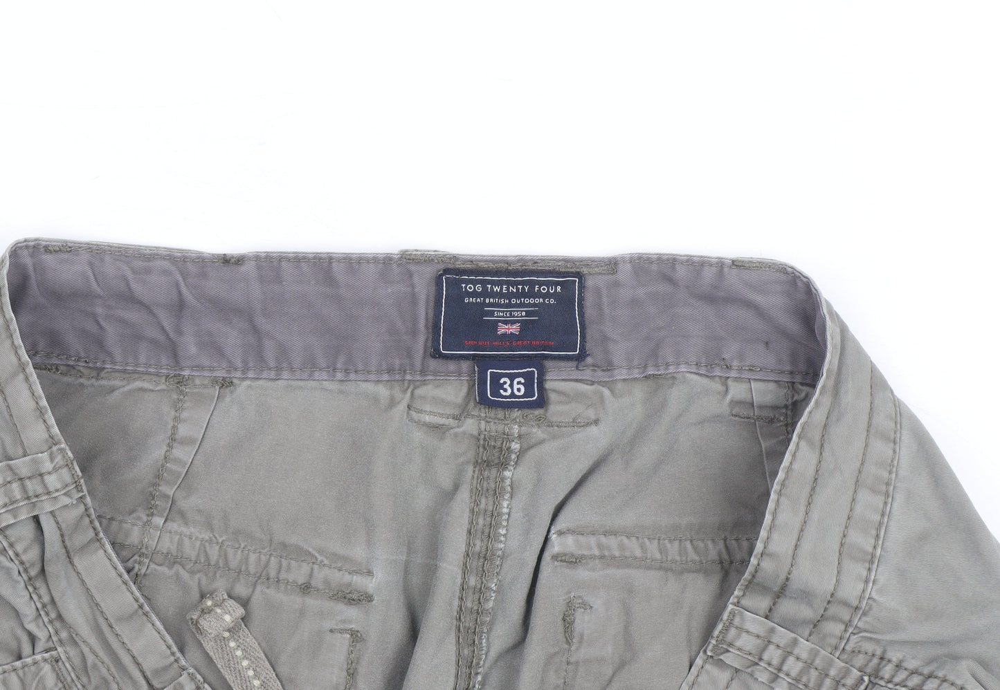 Tog Twenty Four Men's Beige Cargo Shorts Size 36 Regular Fit Outdoor