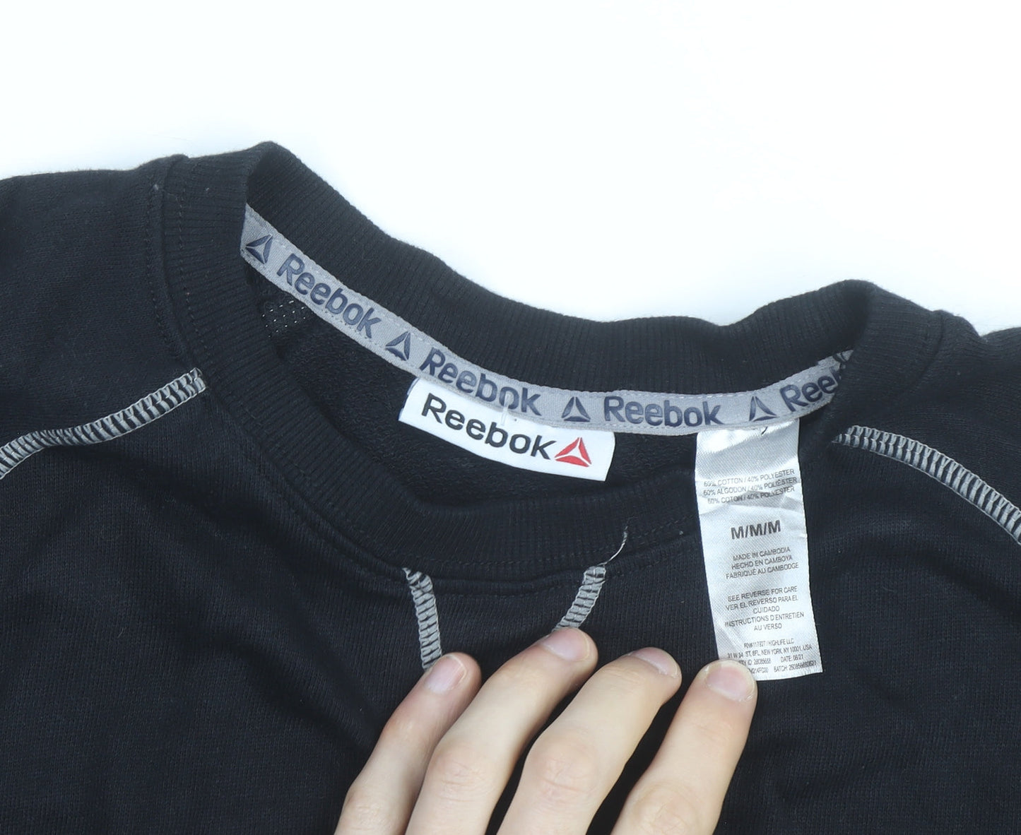 Reebok Men's Black Medium Pullover Sweatshirt Crew Neck Sportswear