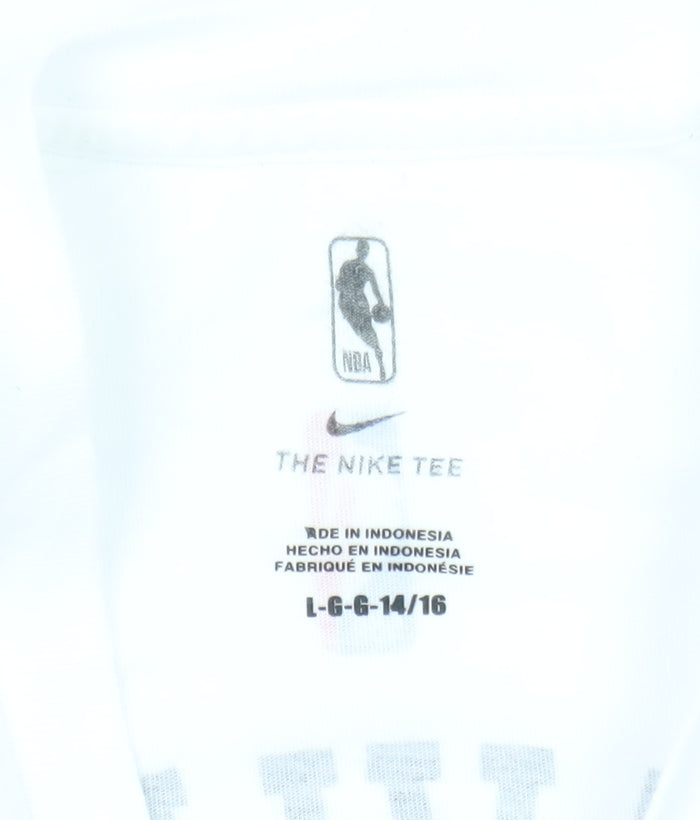 Nike NBA Chicago 8 White Graphic T-Shirt Teens L