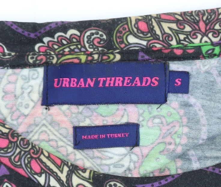 Urban Threads Women's Multicoloured Paisley Short Sleeve T-Shirt S