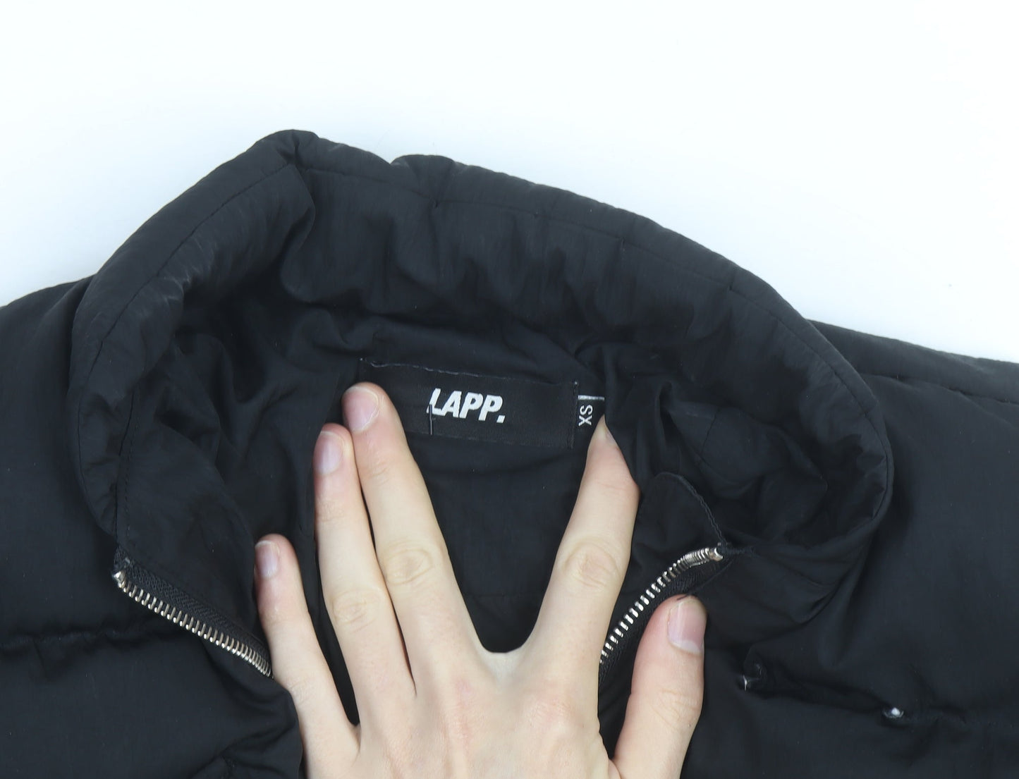 LAPP Womens Black XS Cropped Puffer Jacket with Zip and Pockets
