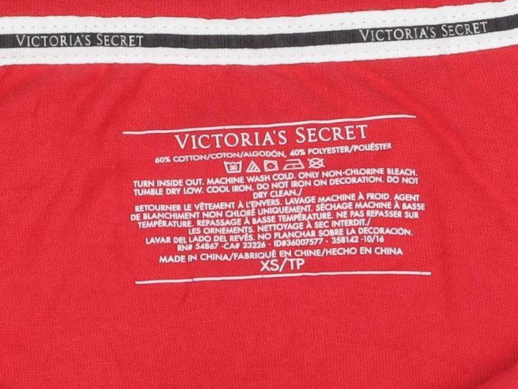 Victoria's Secret Women's Red Christmas T-Shirt Nightshirt XS
