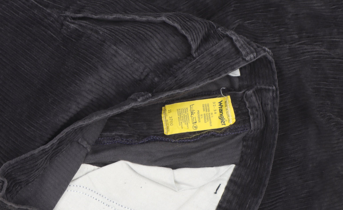 Wrangler Men's Black Corduroy Straight Leg Jeans 32W 34L Regular Fit