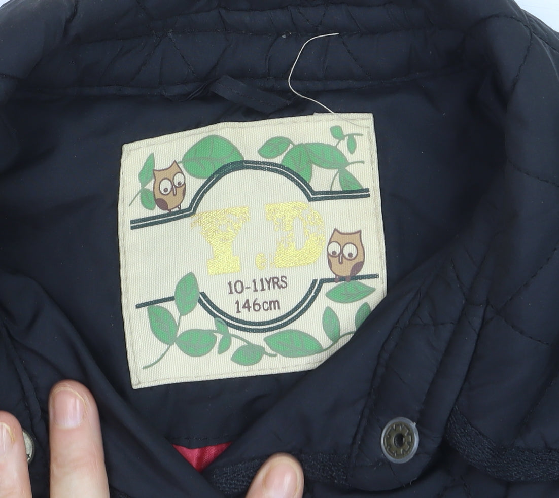 Brand and care label for Y.D boys’ black quilted mid-length jacket 10-11 years button lined coat