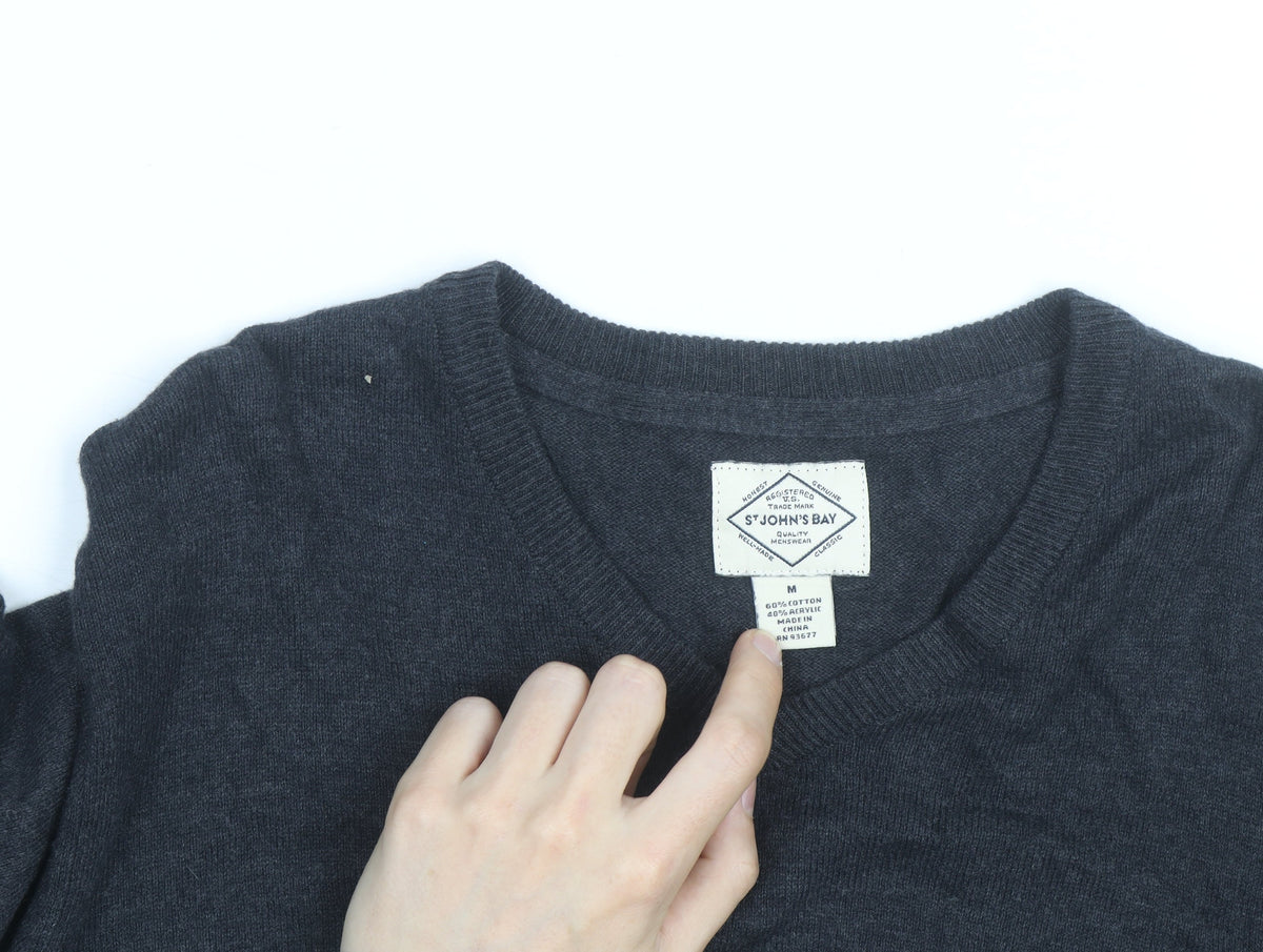 St John’s Bay Men’s Grey V-Neck Pullover Jumper Size M