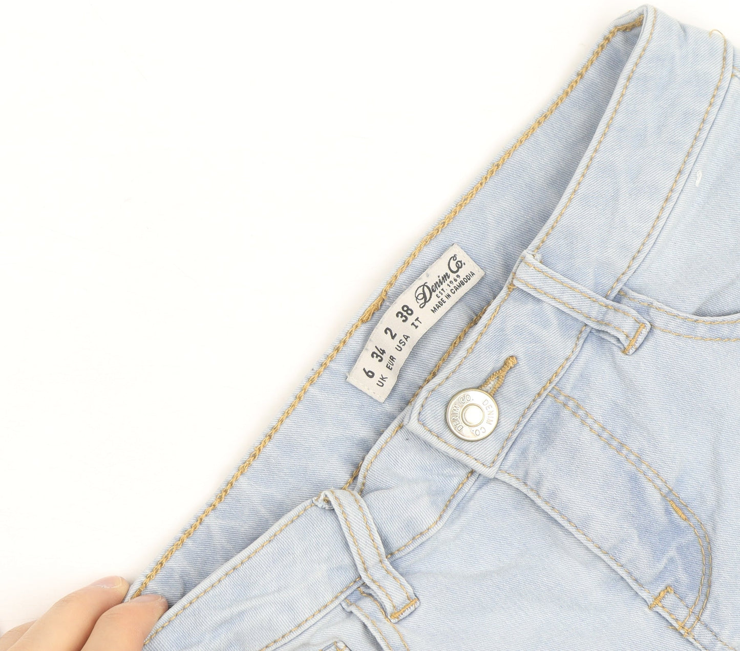 Denim Co. Women's Blue Size 6 Cut-Off Denim Shorts
