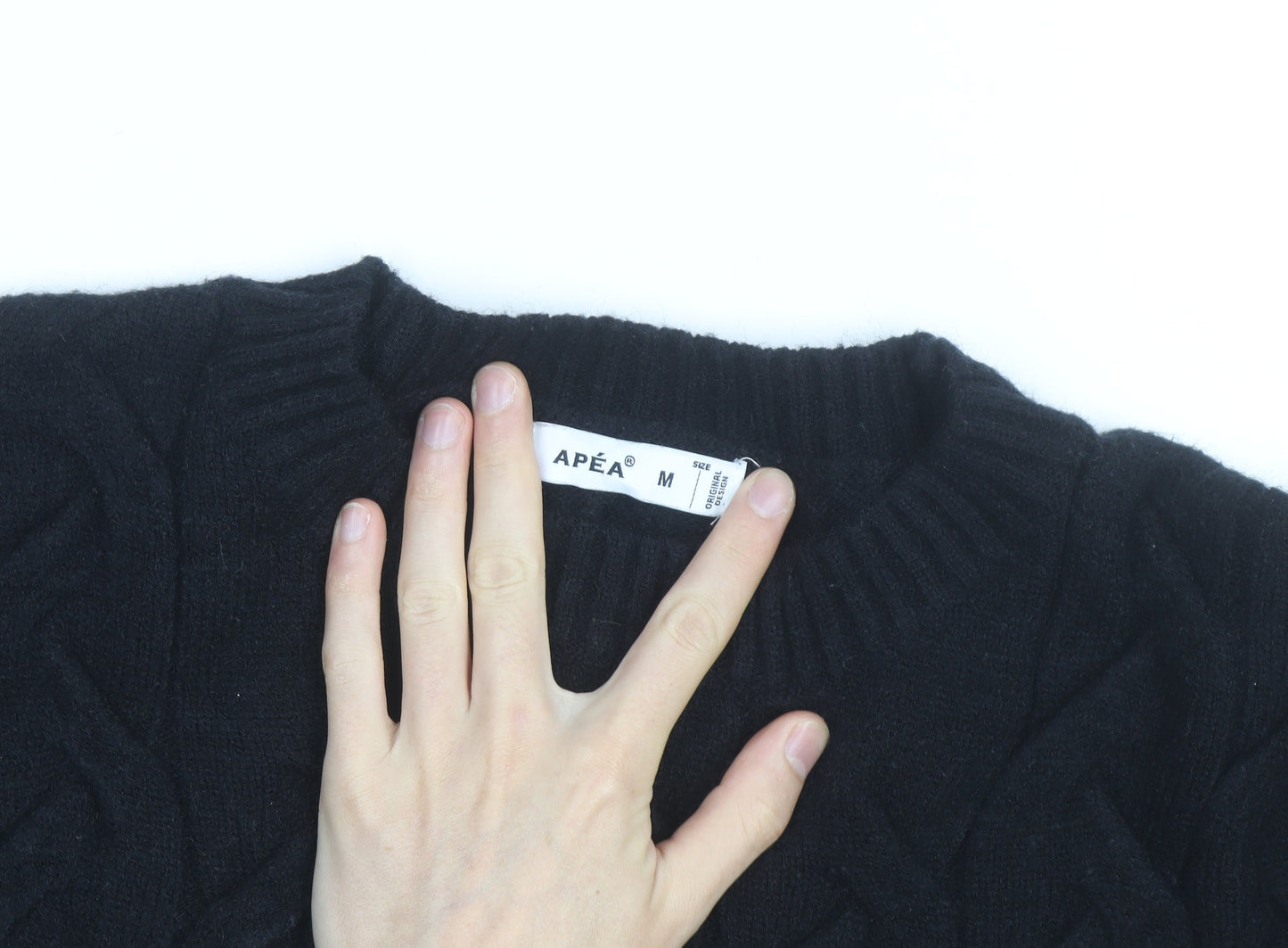 APEA Men's Black Cable-Knit Crew Neck Jumper Size M