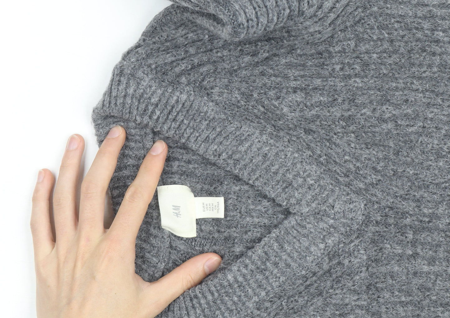 H&M Women’s Grey Knit V-Neck Long Sleeve Jumper Dress Size M