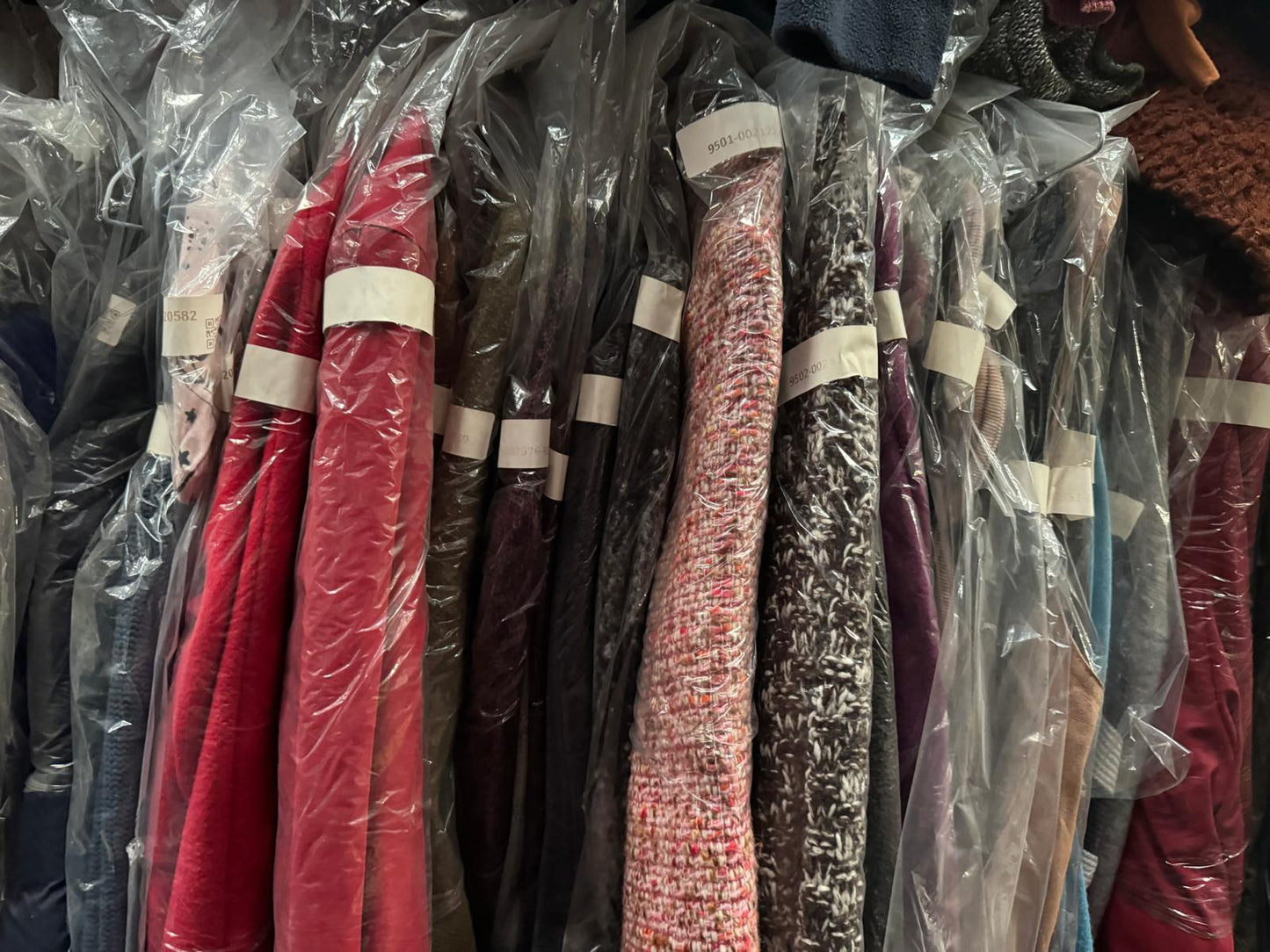 Ex Scope Online Stock Second-Hand Hangers Included