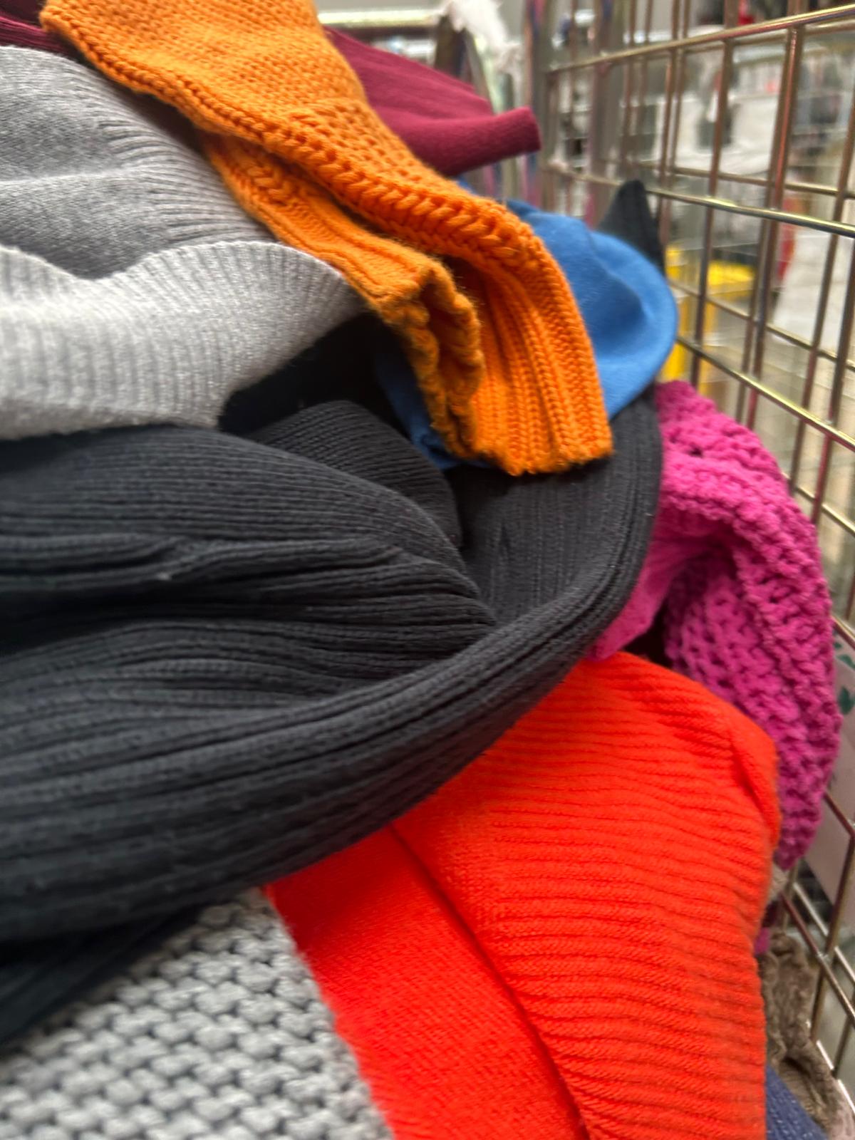 UNSORTED UNTOUCHED - Cash4Clothes Original Jumpers