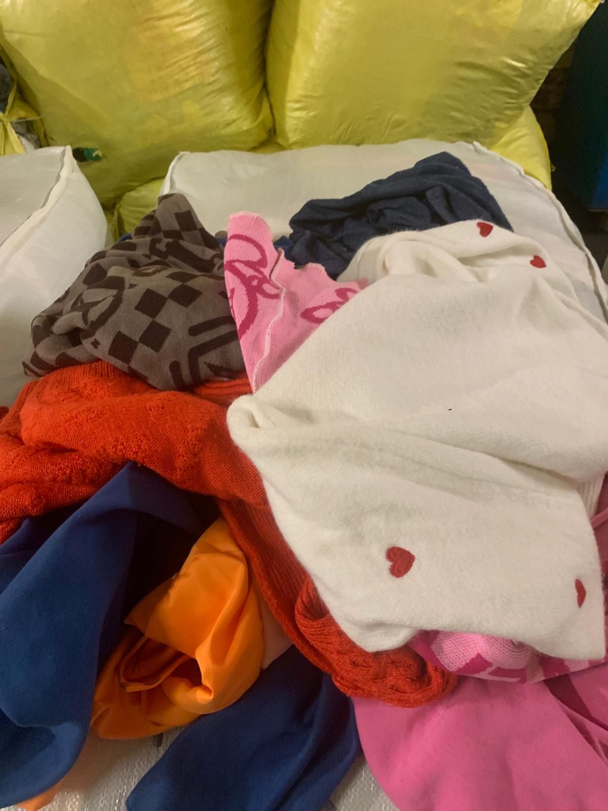 African Grade Mixed Clothing – 10KG Export (Kenya Market)