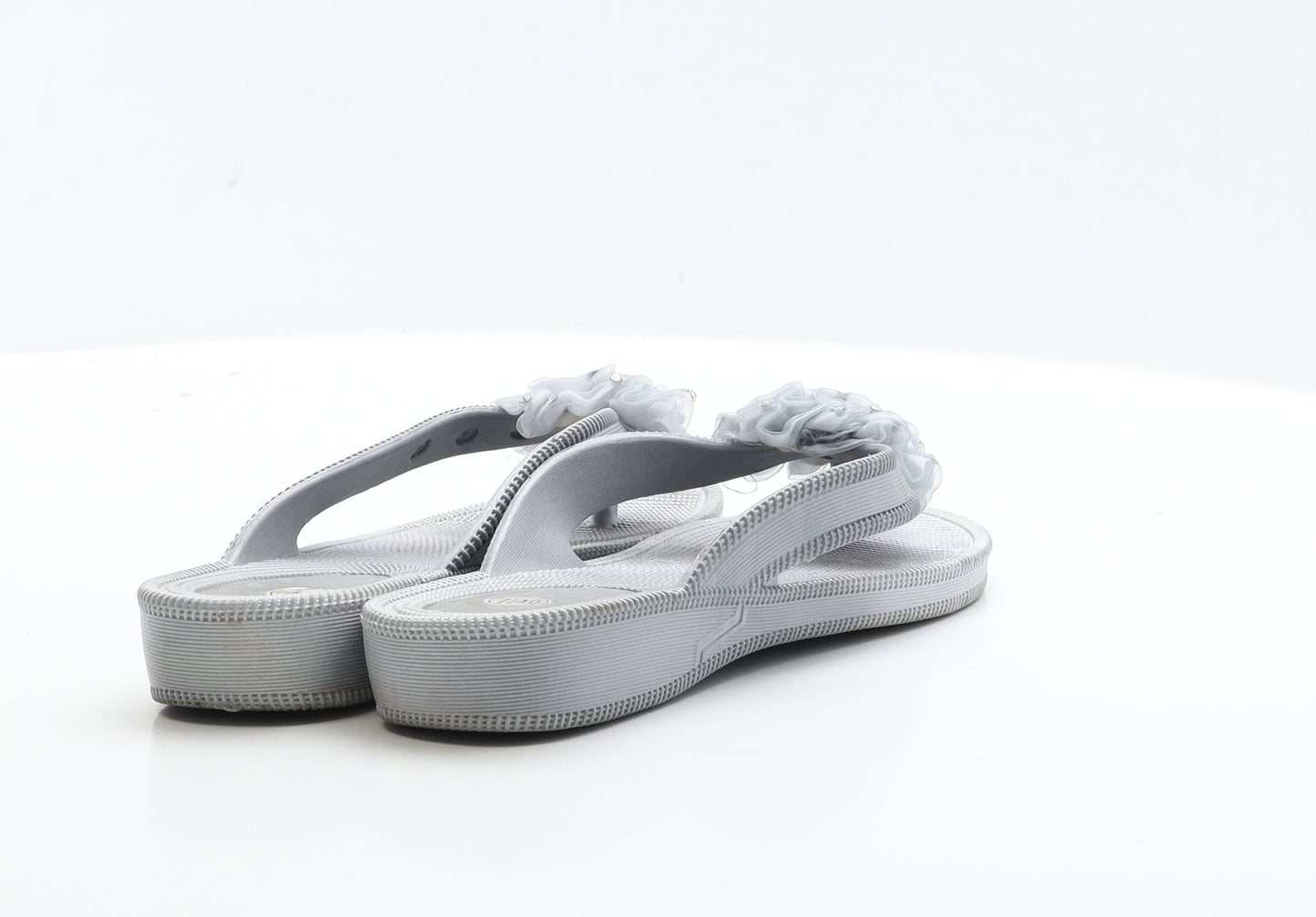 Preworm Womens Silver Rubber Thong Sandal UK 7 EUR 40