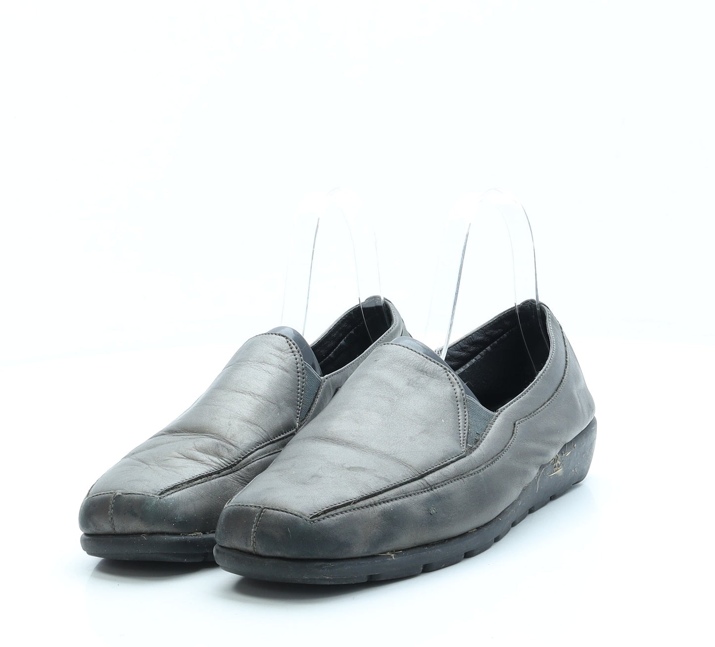 Preworn Womens Silver Faux Leather Loafer Flat UK 3 EUR 36
