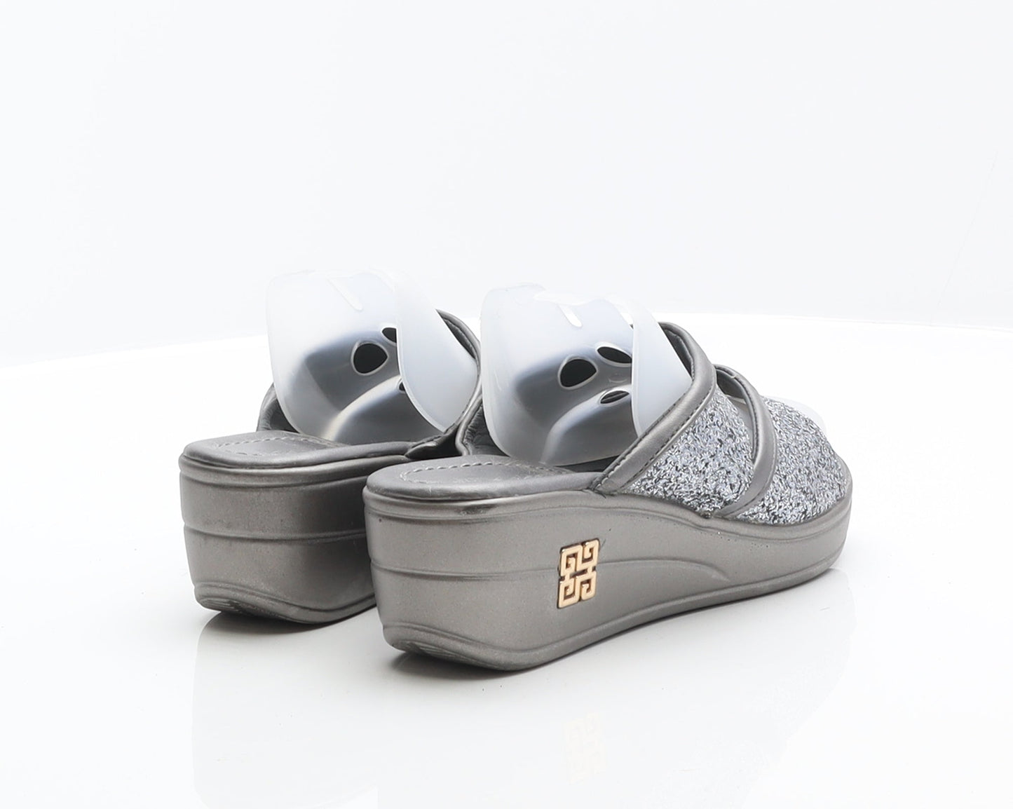 Preworn Womens Silver Plastic Strappy Sandal UK 2.5 35