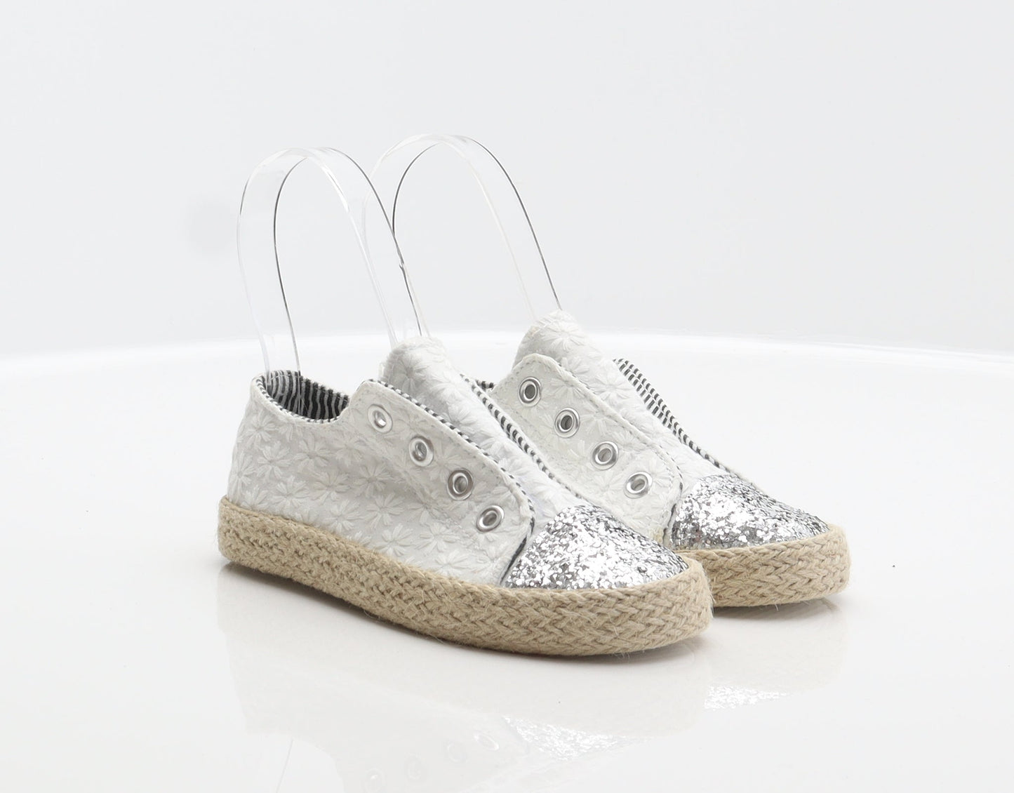 Primark Girls White Floral Fabric Espadrille Casual UK 10 28