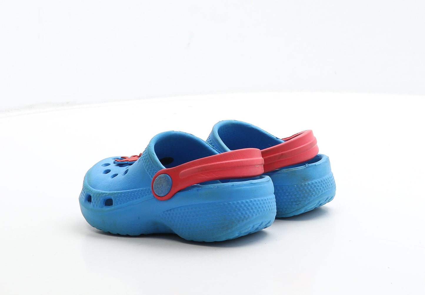 Preworn Boys Blue Rubber Clog Sandal UK 6 - Charms Included