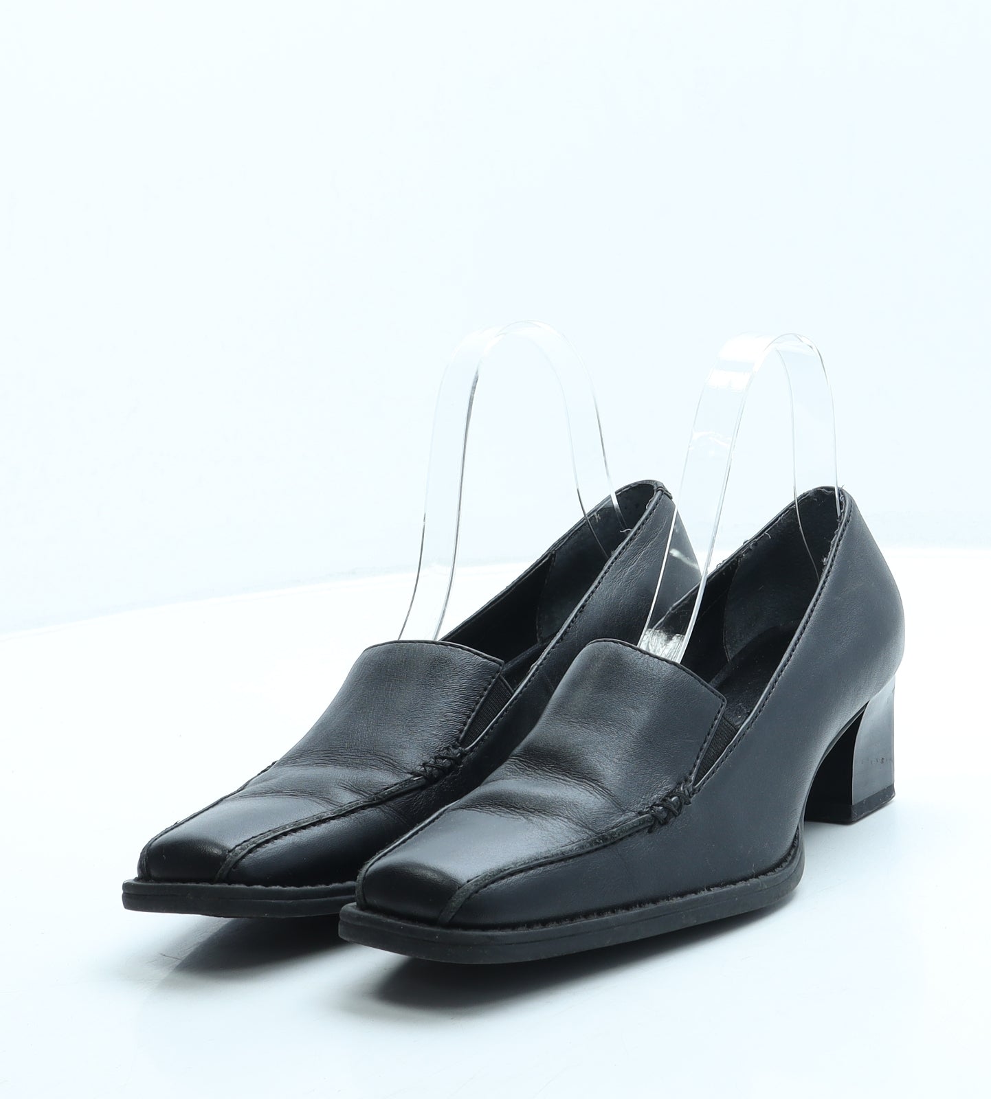 Preworn Womens Black Leather Court Heel UK 4