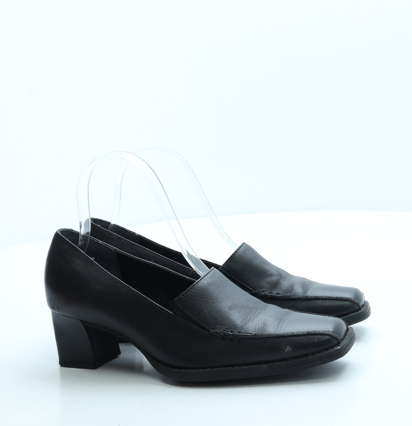 Preworn Womens Black Leather Court Heel UK 4