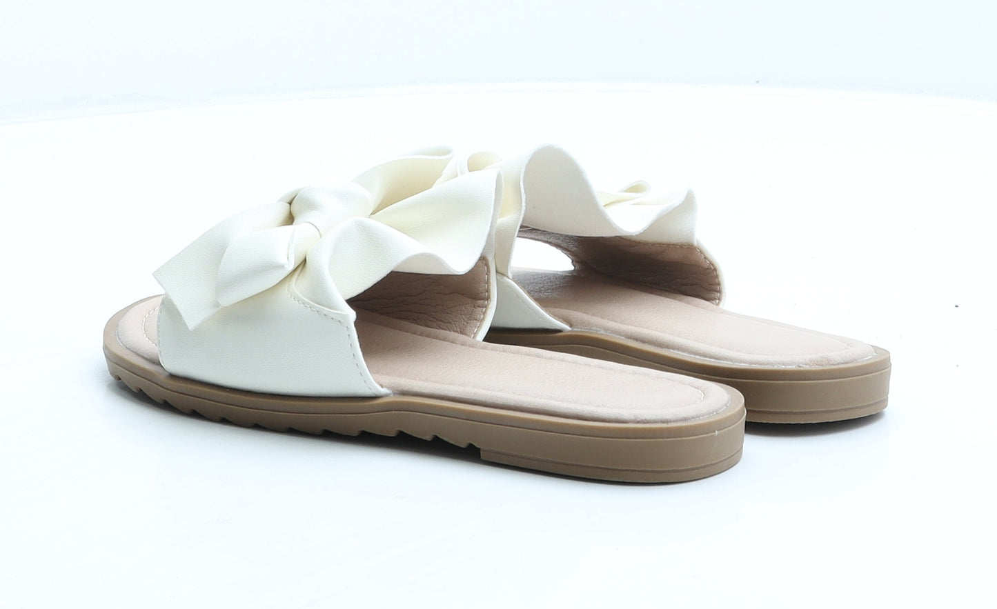 Preworn Girls Beige Polyester Slip On Sandal UK 2.5 35