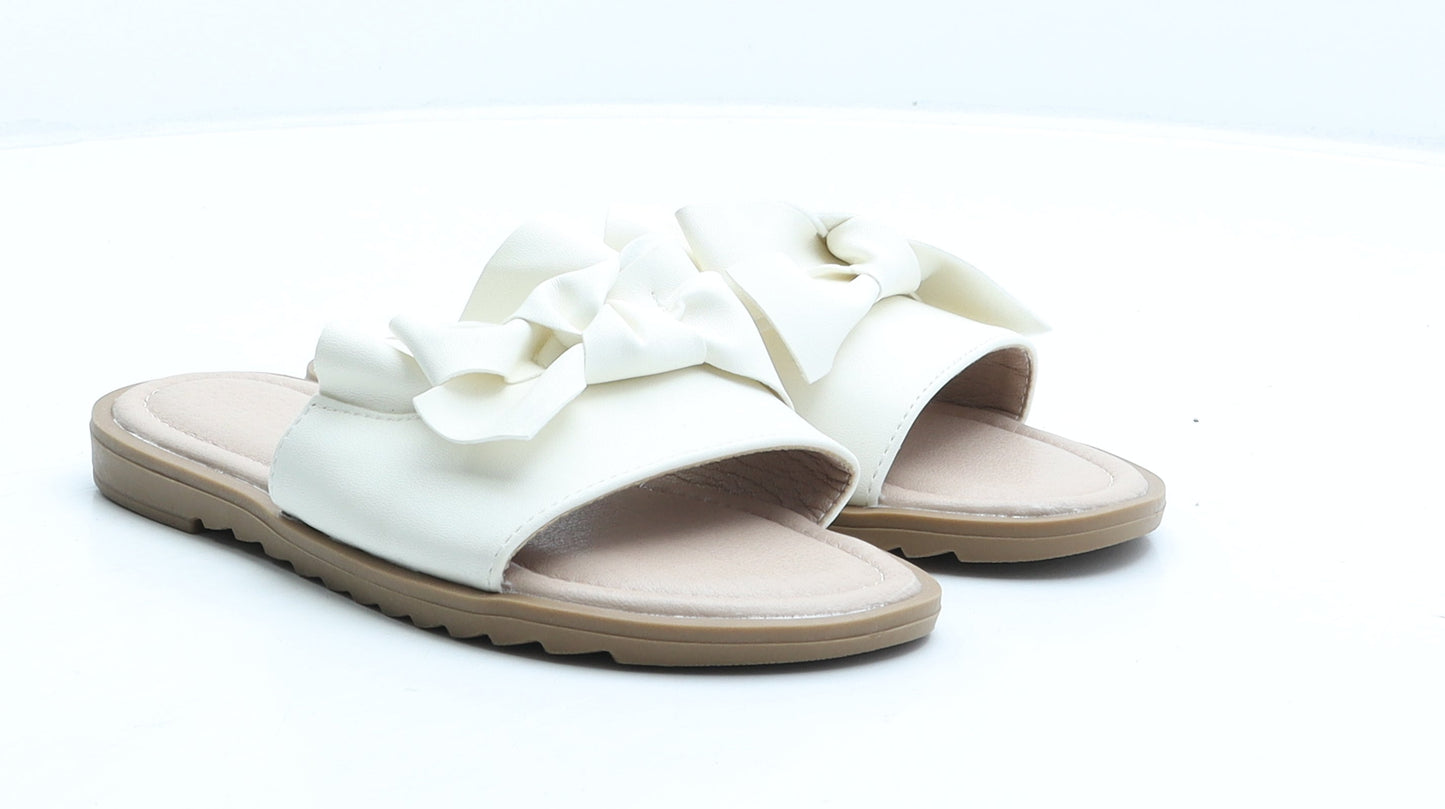 Preworn Girls Beige Polyester Slip On Sandal UK 2.5 35