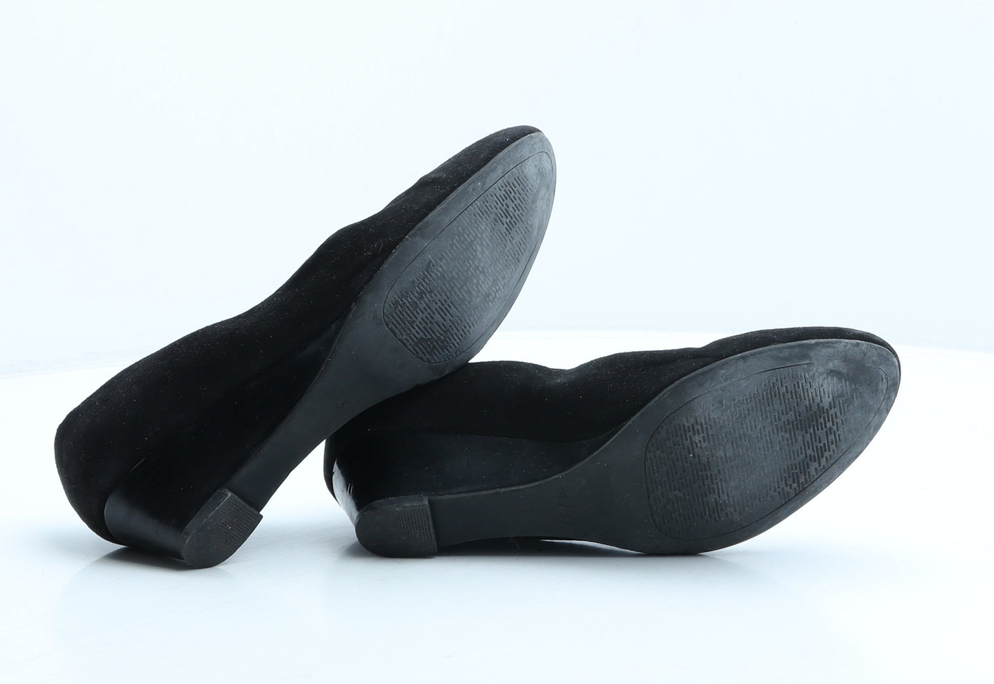 Preworn Womens Black Suede Court Heel UK 4 37