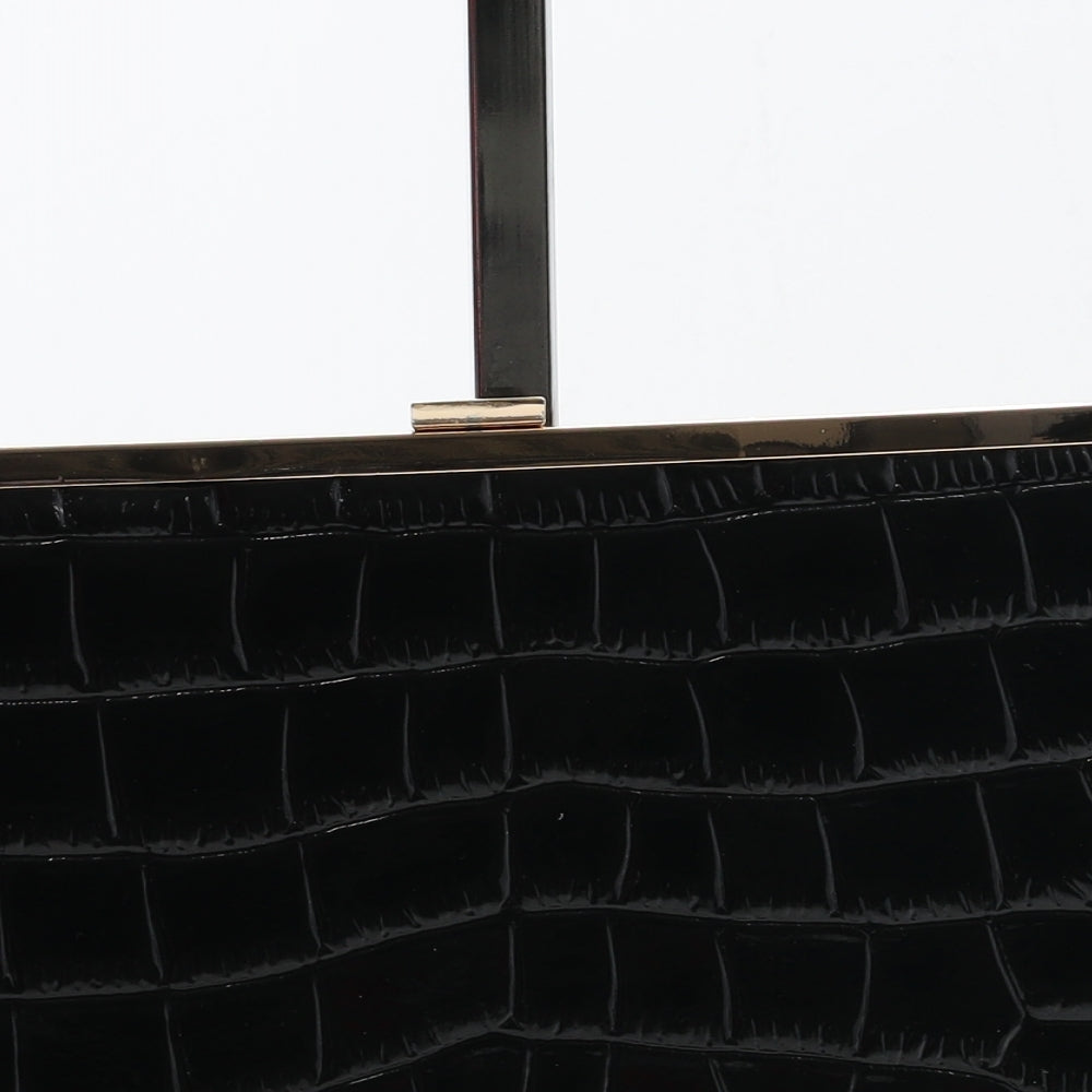 Preworn Womens Black Aluminium Clutch Size Medium - Croc Texture