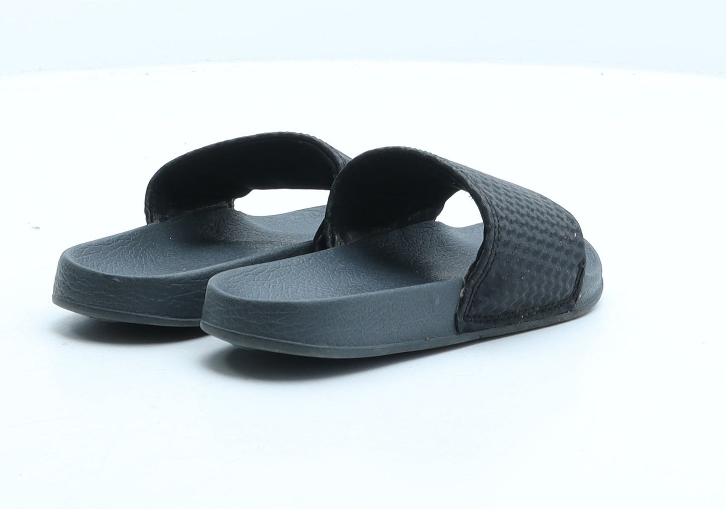 Preworn Boys Black Rubber Slip On Sandal UK 10