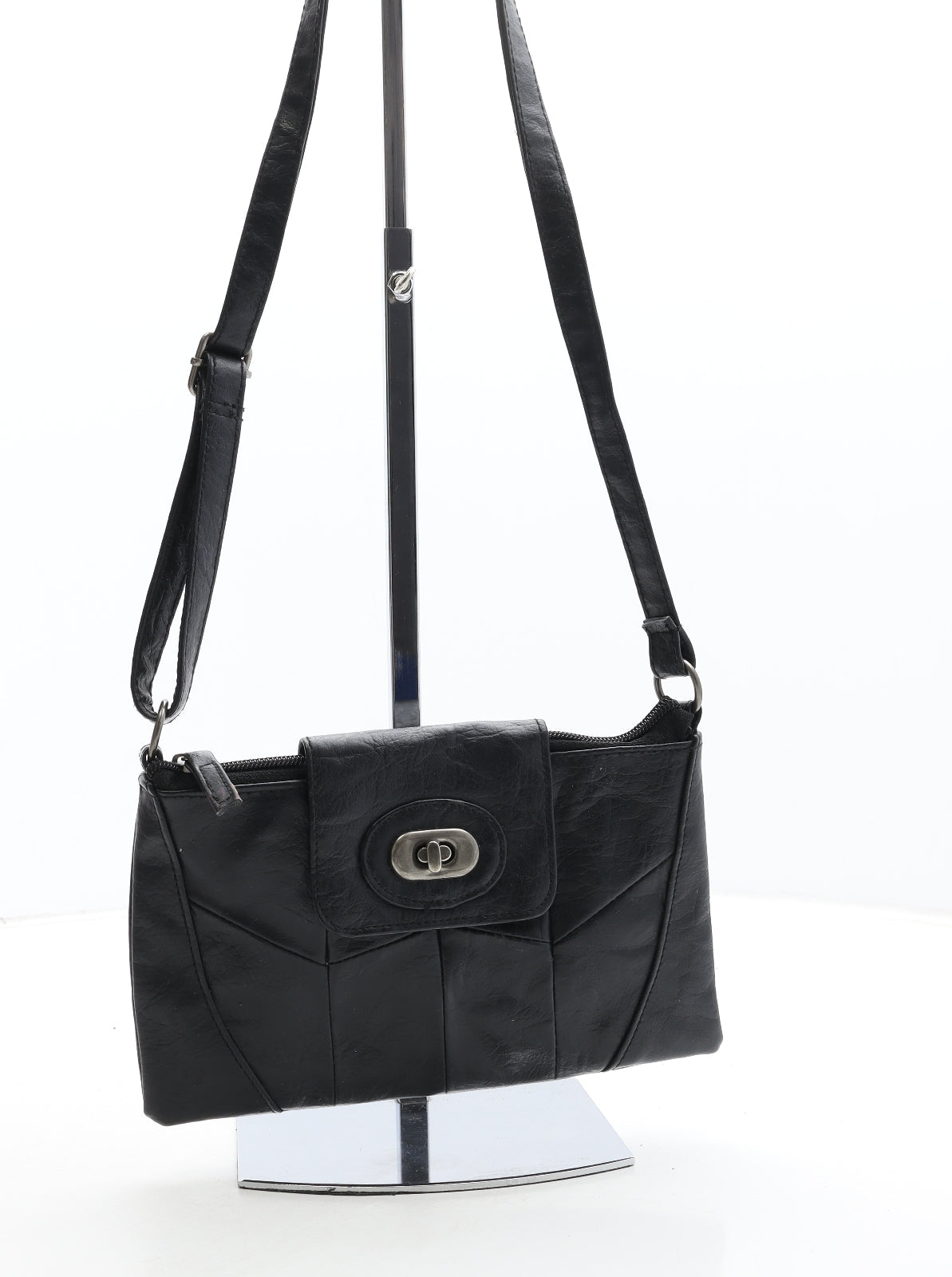 Preworn Womens Black Polyurethane Crossbody Size Small